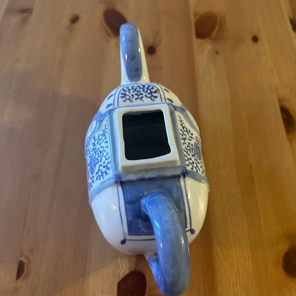 Pier 1 Imports Blue and White Ceramic Elephant Tea Pot Creamer Chinoiserie